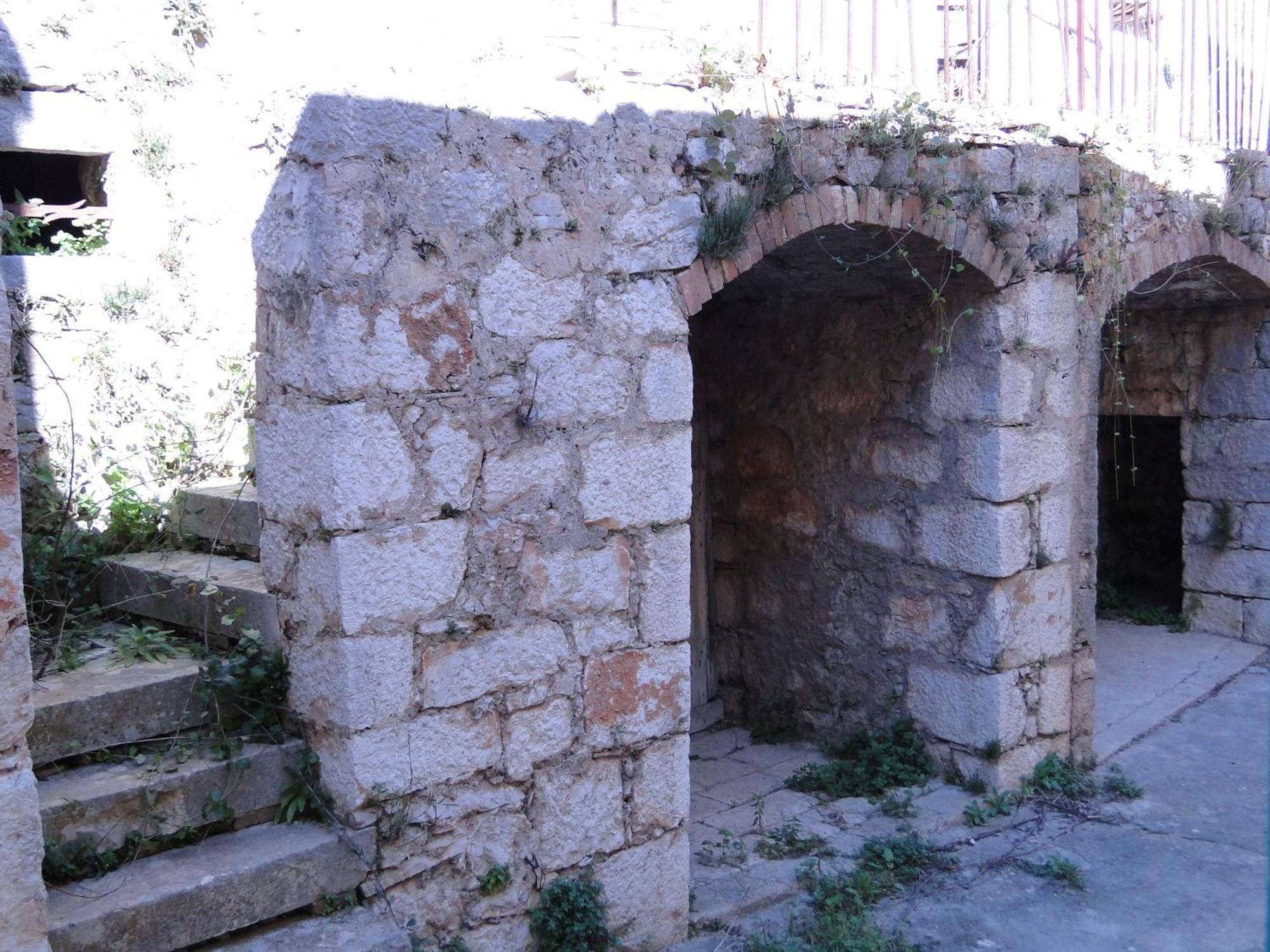 Heritage Apartments Kyra & Fox In Pitve, Hvar Bagian luar foto