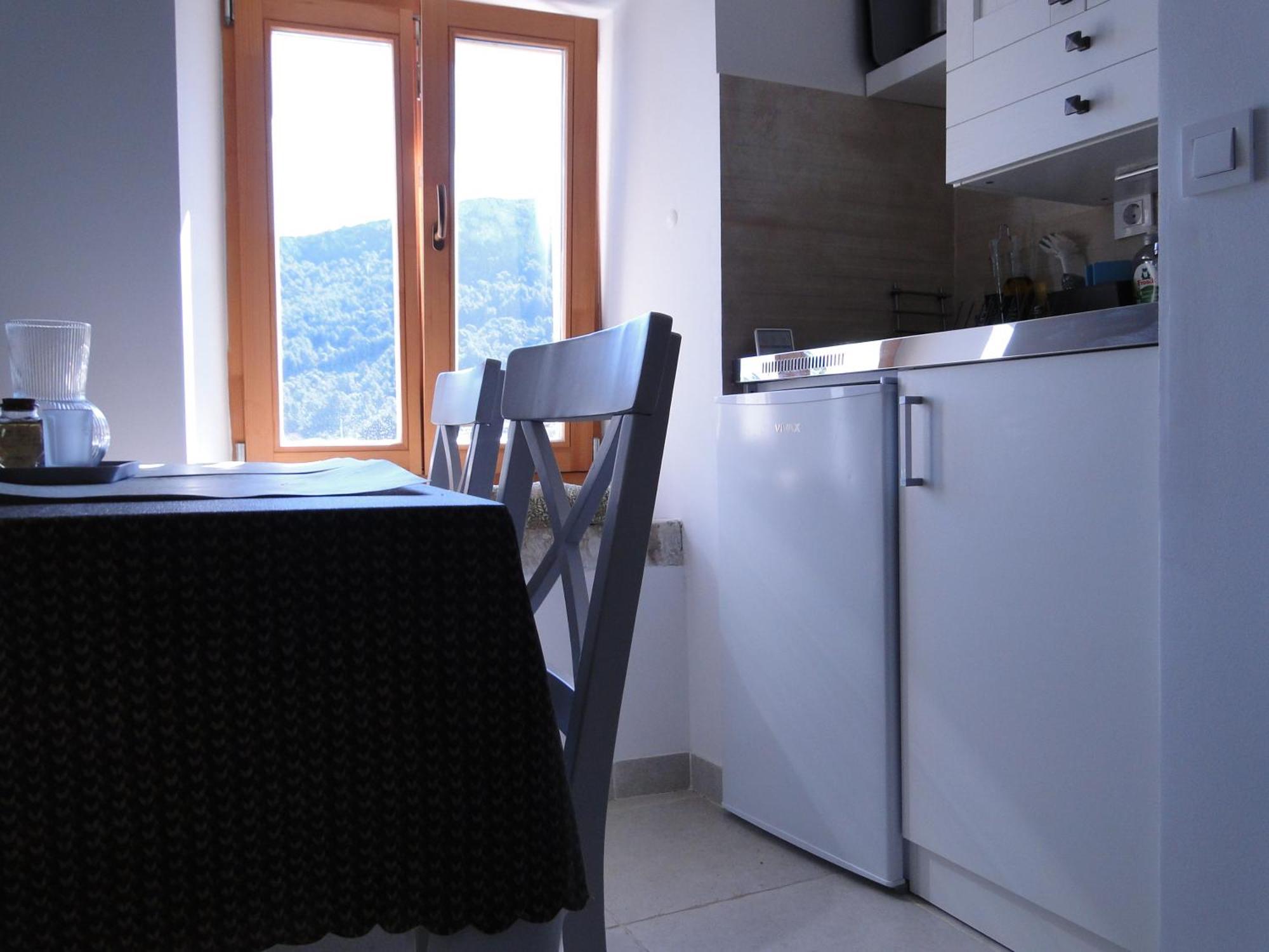Heritage Apartments Kyra & Fox In Pitve, Hvar Bagian luar foto