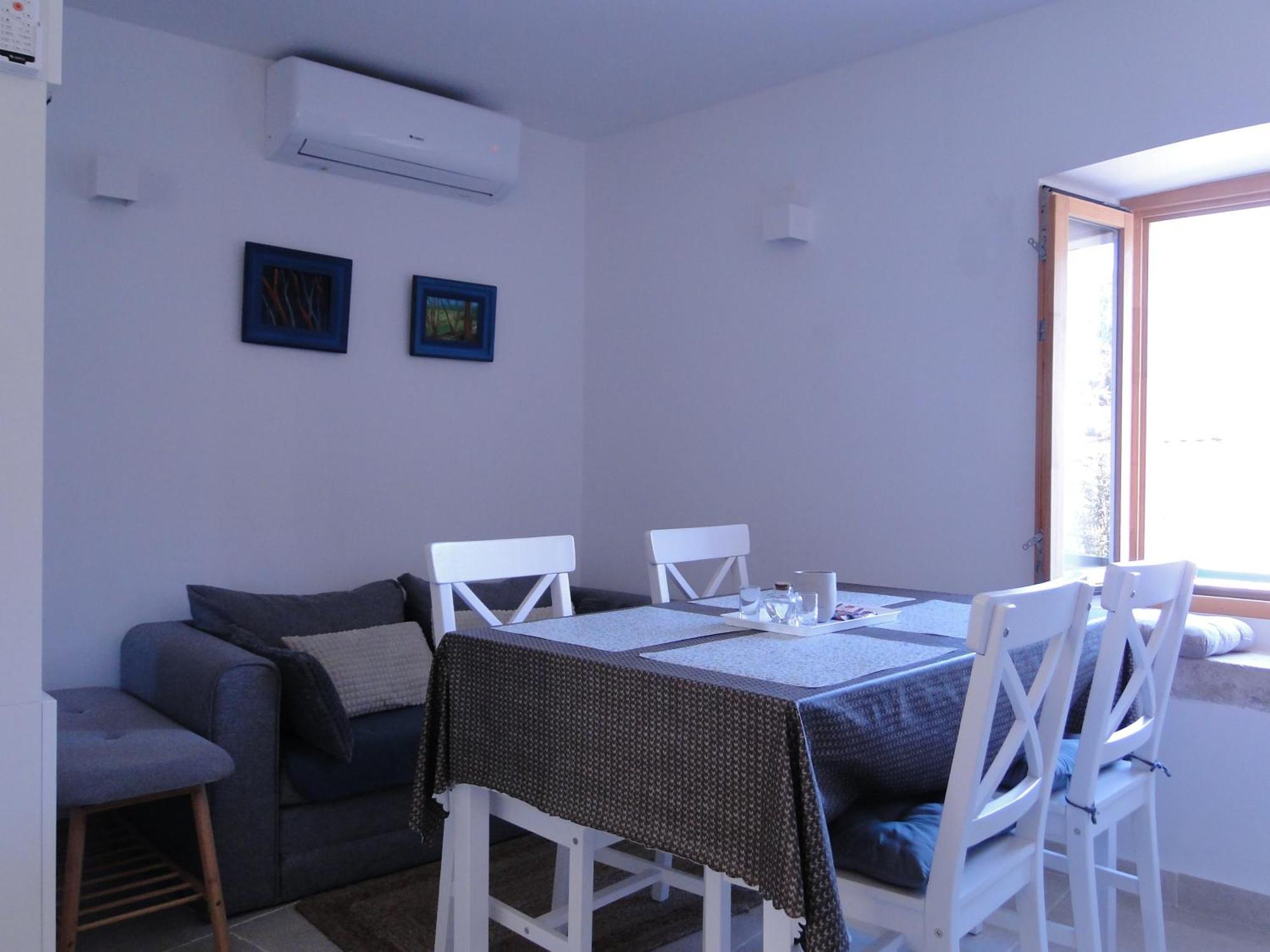 Heritage Apartments Kyra & Fox In Pitve, Hvar Bagian luar foto