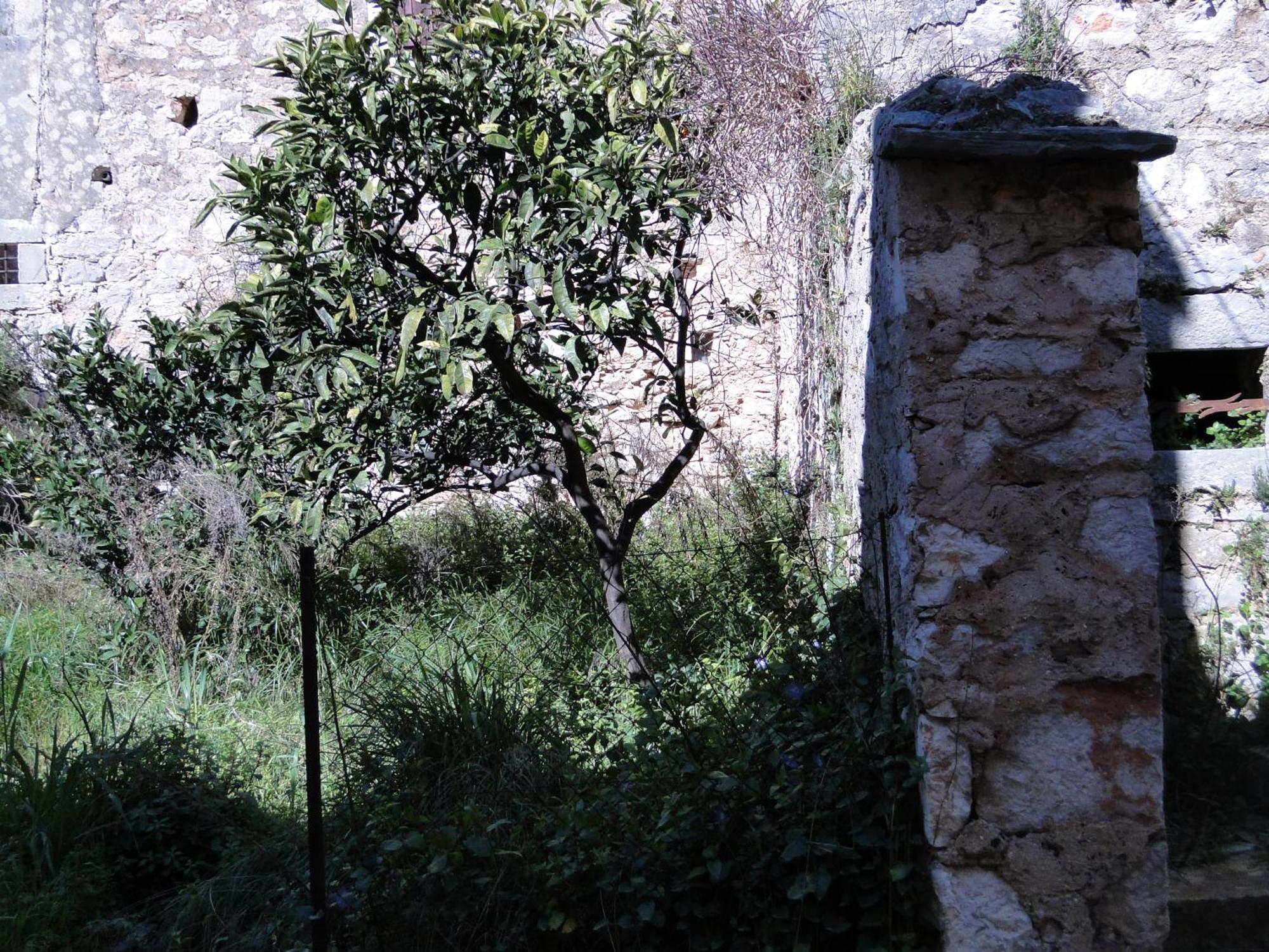 Heritage Apartments Kyra & Fox In Pitve, Hvar Bagian luar foto