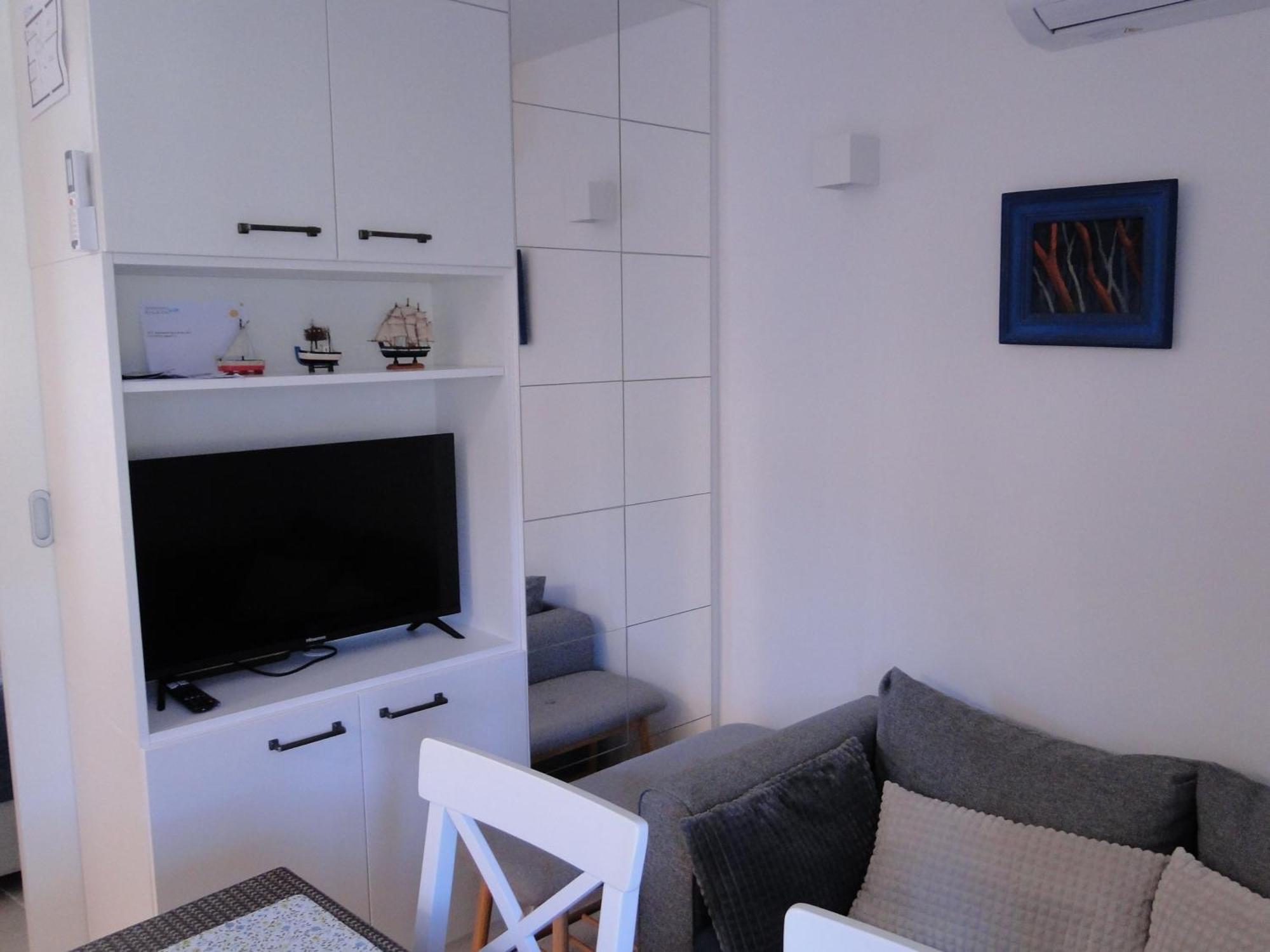 Heritage Apartments Kyra & Fox In Pitve, Hvar Bagian luar foto