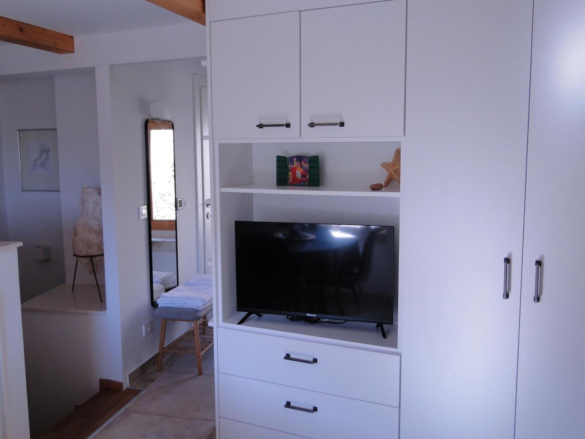 Heritage Apartments Kyra & Fox In Pitve, Hvar Bagian luar foto